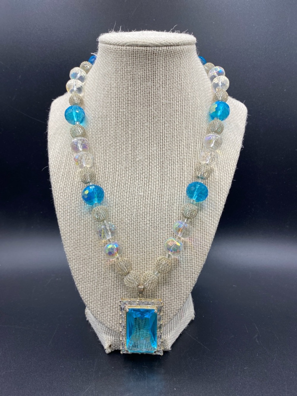Blue Crystal Glass Beads Silver Mesh Pendant Necklace Magnetic Clasp 20”
